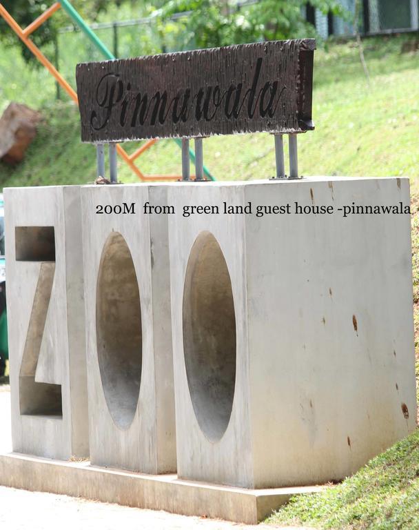 Green Land Guest House Pinnawala  Exterior photo