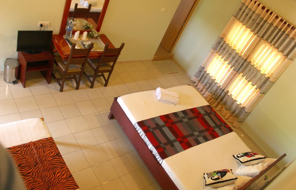 Green Land Guest House Pinnawala  Room photo
