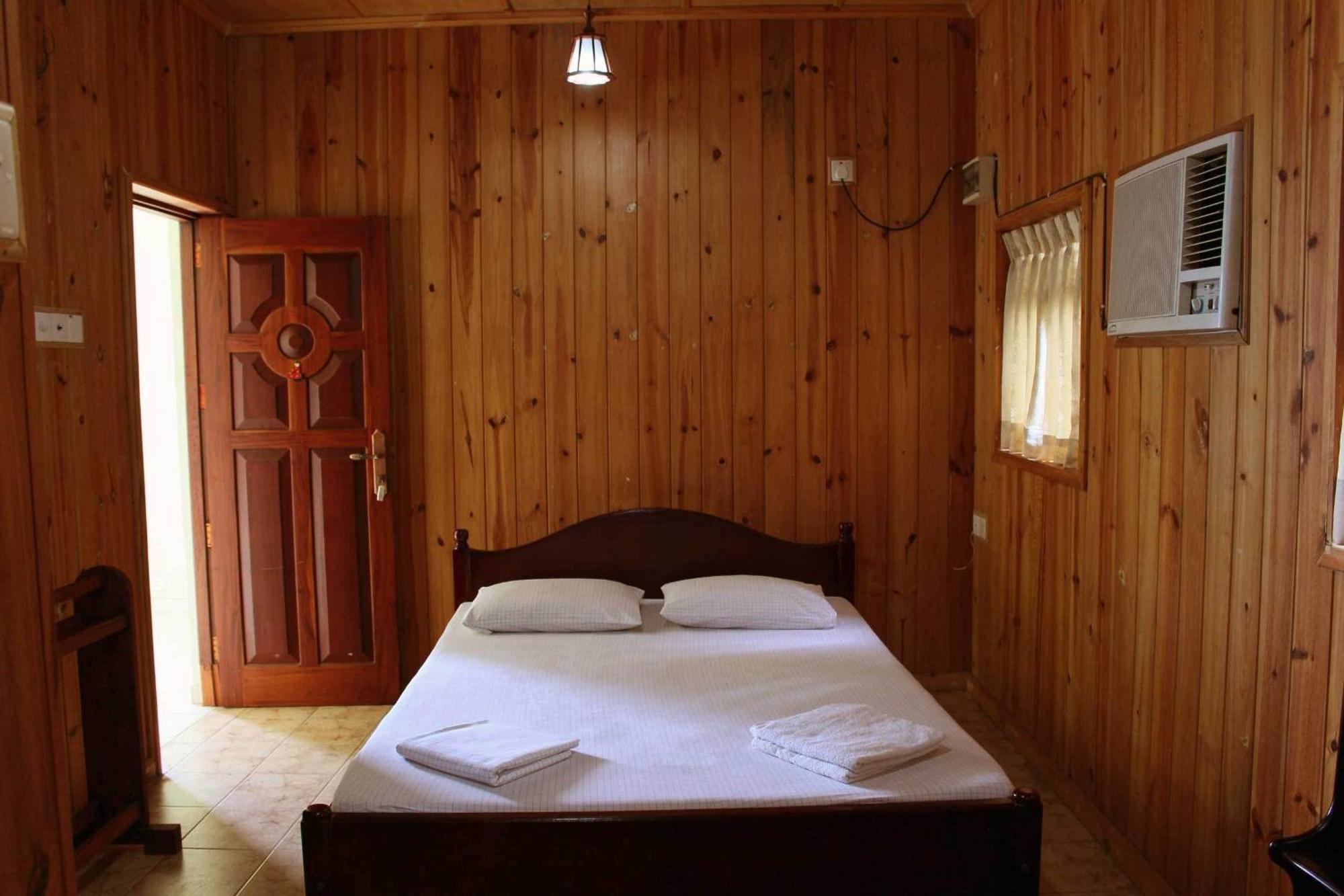 Green Land Guest House Pinnawala  Room photo